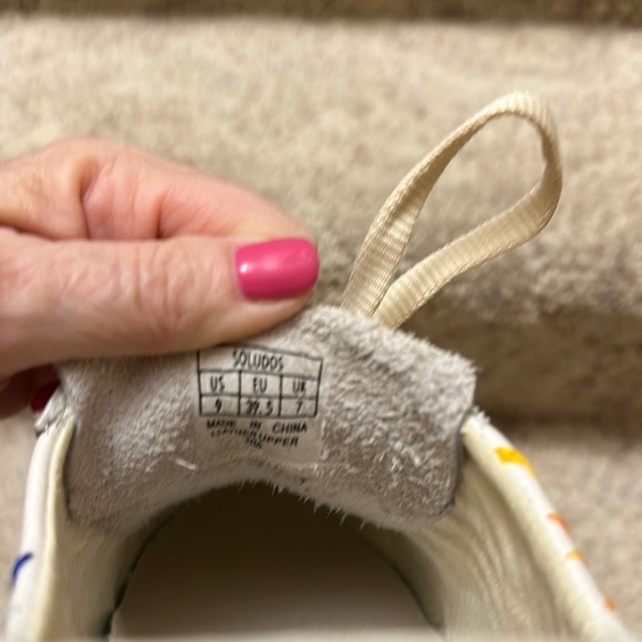 Kids White Sneakers with Blue and Orange Accents - Picture 5 of 6